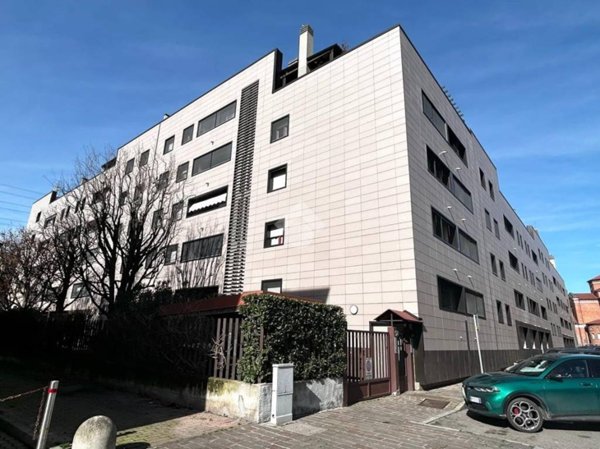 appartamento in vendita a Settimo Milanese in zona Cascine Olona