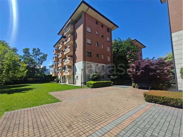 appartamento in vendita a Settimo Milanese in zona Cascine Olona