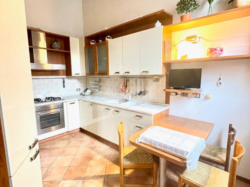 appartamento in vendita a Settimo Milanese in zona Cascine Olona