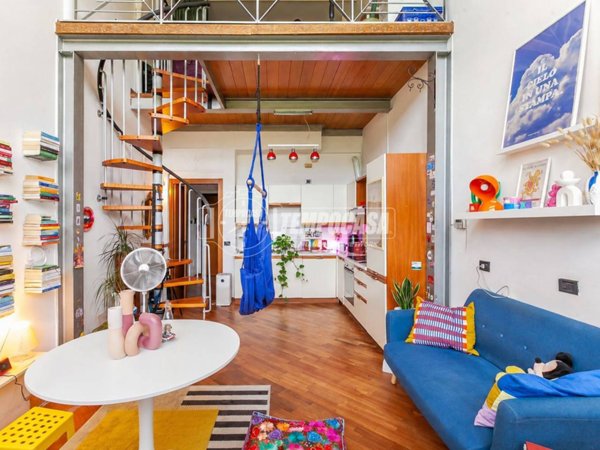 appartamento in vendita a Settimo Milanese in zona Cascine Olona