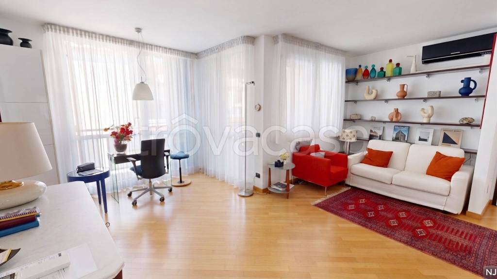 appartamento in vendita a Settimo Milanese in zona Cascine Olona