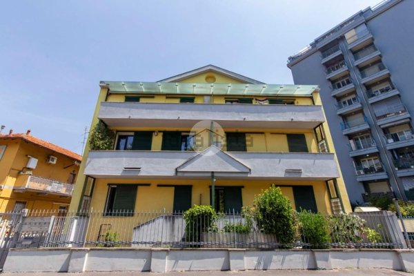 appartamento in vendita a Settimo Milanese in zona Cascine Olona