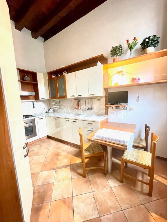 appartamento in vendita a Settimo Milanese in zona Cascine Olona