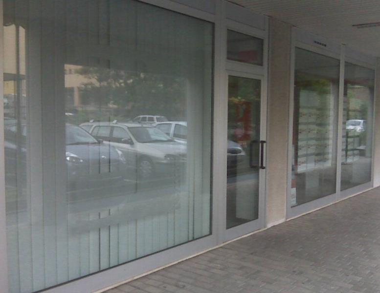 ufficio in vendita a Solaro