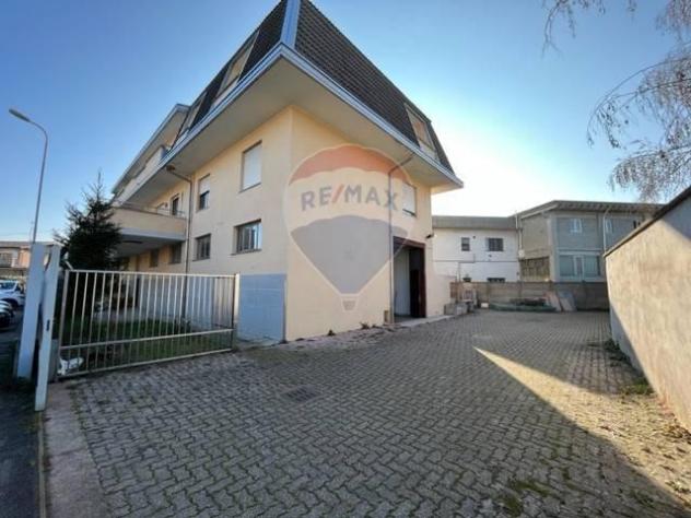 negozio in vendita a Solaro