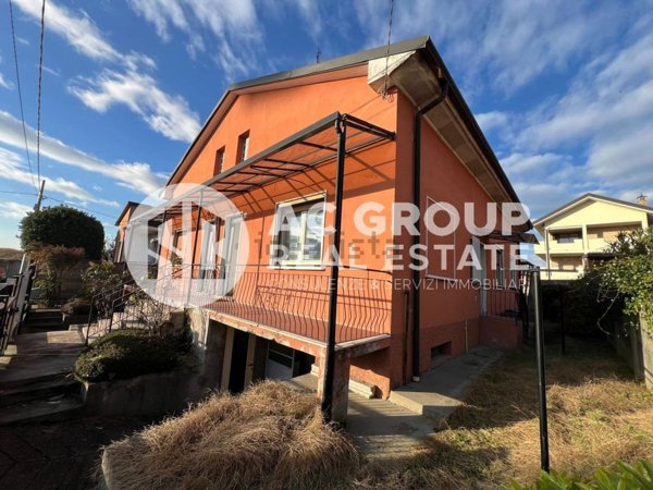 casa indipendente in vendita a Solaro