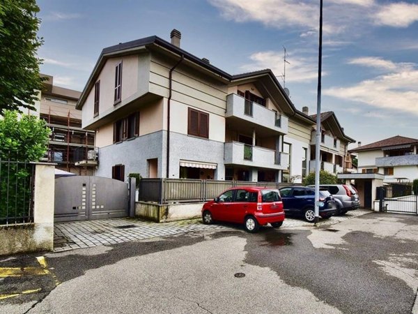 appartamento in vendita a Solaro