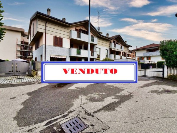 appartamento in vendita a Solaro