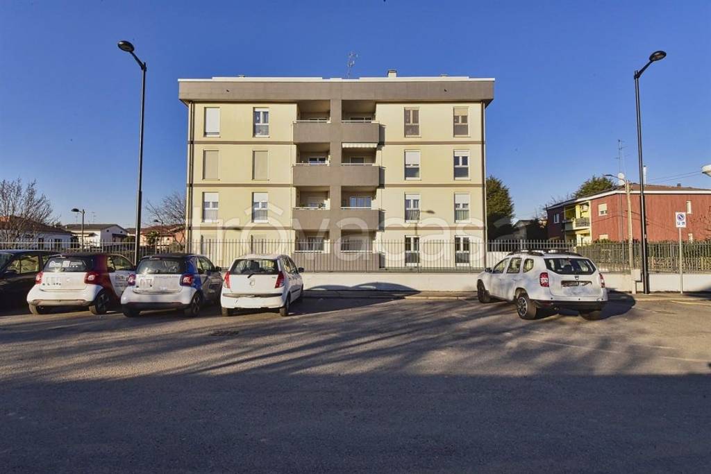 appartamento in vendita a Solaro
