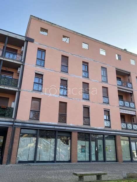 appartamento in vendita a Solaro in zona Villaggio Brollo