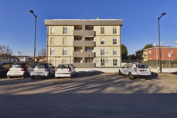 appartamento in vendita a Solaro