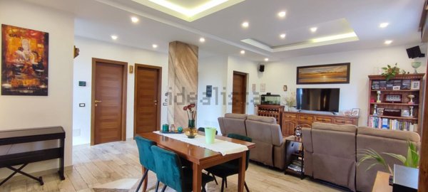 appartamento in vendita a Solaro