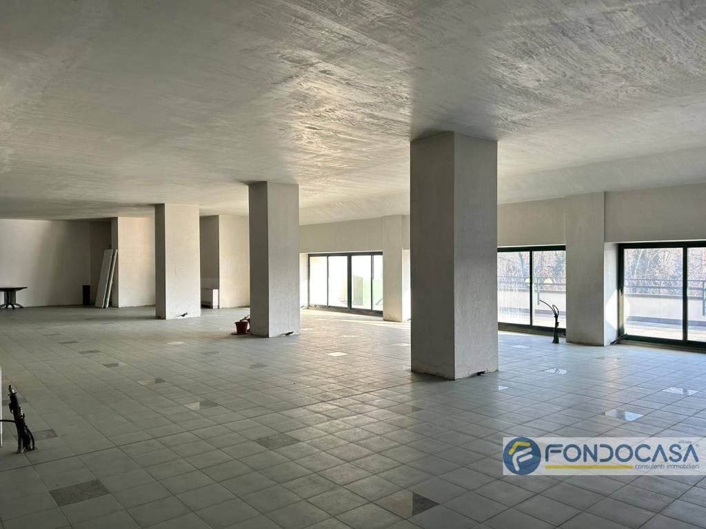 appartamento in vendita a Solaro in zona Villaggio Brollo