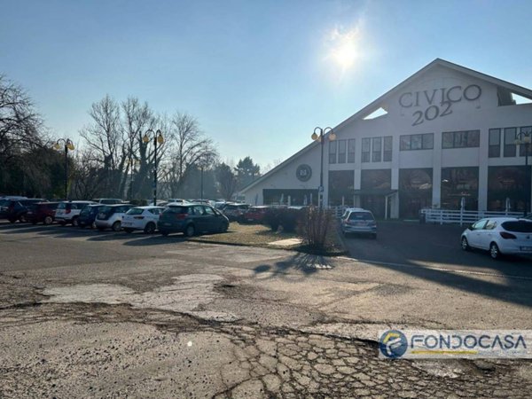 appartamento in vendita a Solaro in zona Villaggio Brollo
