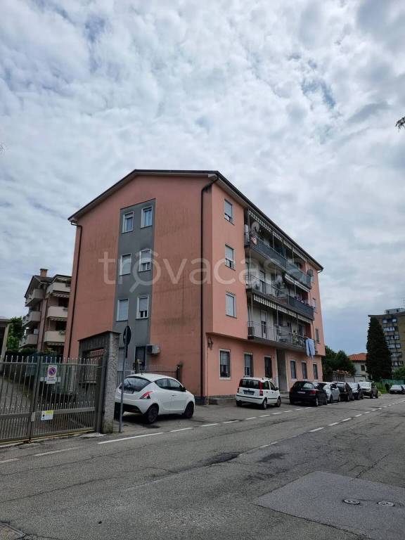 appartamento in vendita a Solaro