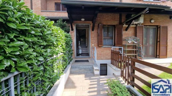 casa indipendente in vendita a Solaro