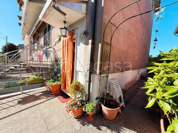 appartamento in vendita a Solaro in zona Villaggio Brollo