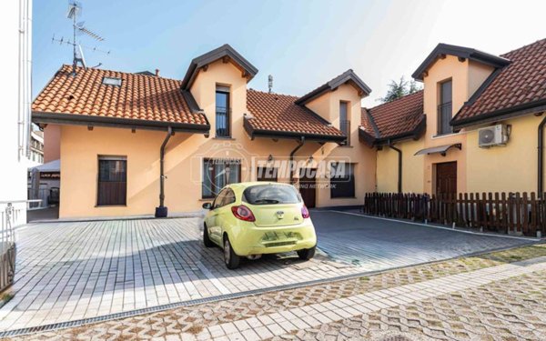 appartamento in vendita a Solaro