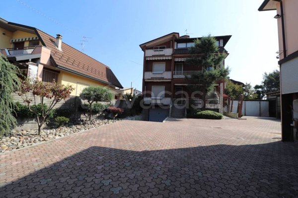 appartamento in vendita a Solaro