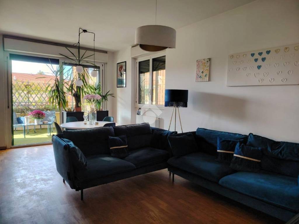 appartamento in vendita a Solaro