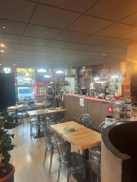 negozio in vendita a Solaro