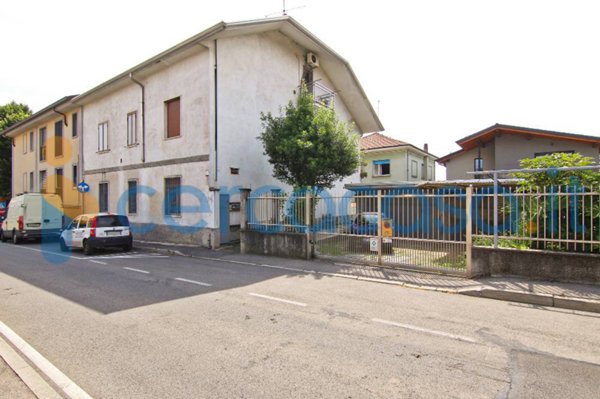 casa indipendente in vendita a Solaro