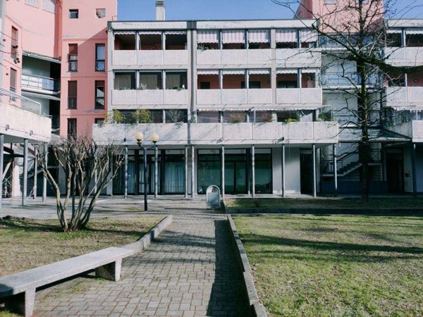 ufficio in vendita a Solaro