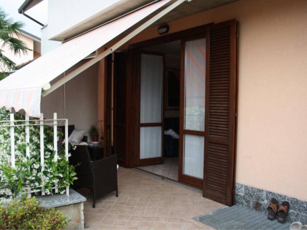 casa indipendente in vendita a Solaro