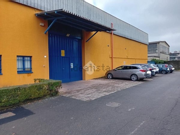 capannone in vendita a Solaro