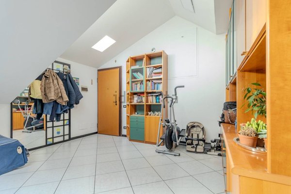 appartamento in vendita a Solaro