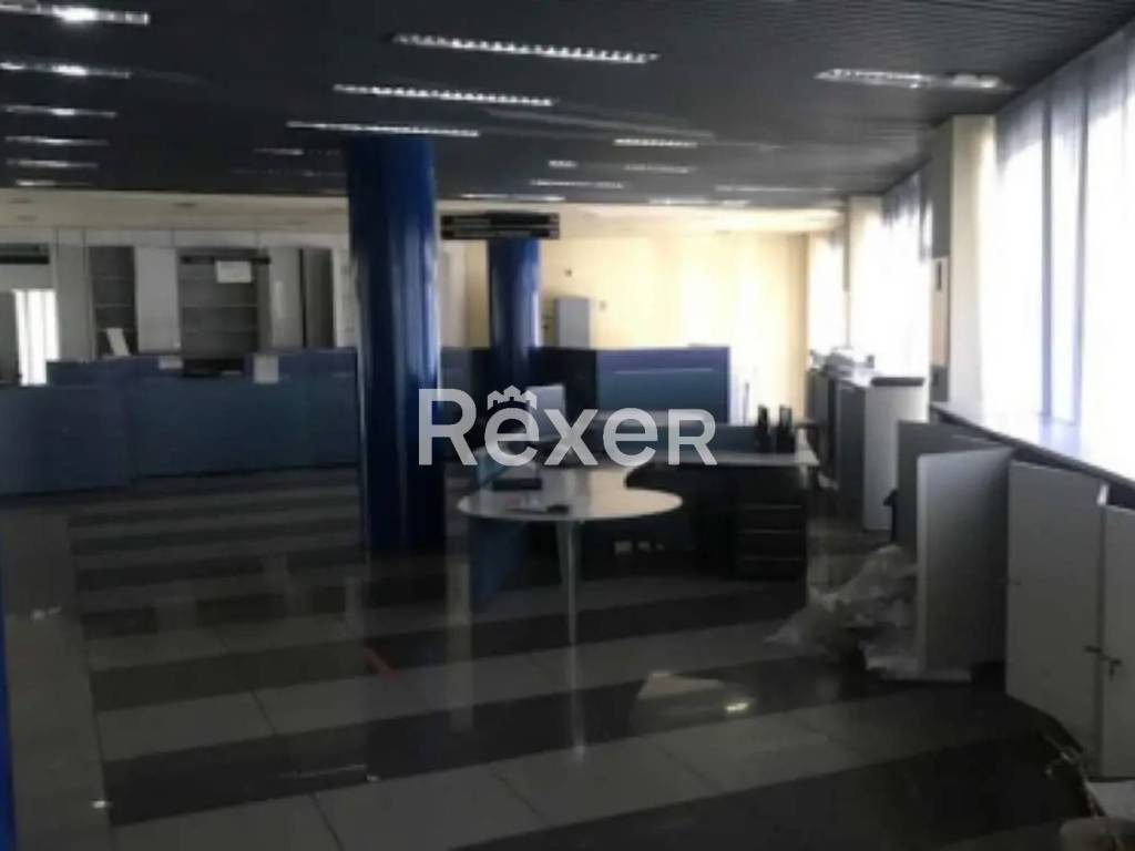 ufficio in vendita a Solaro