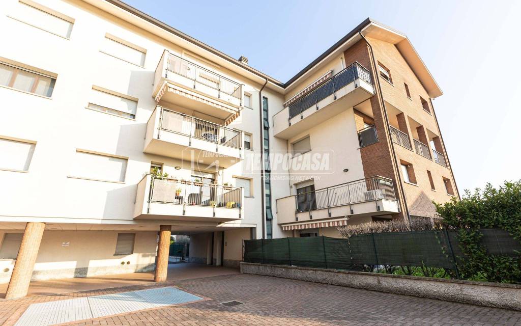 appartamento in vendita a Solaro