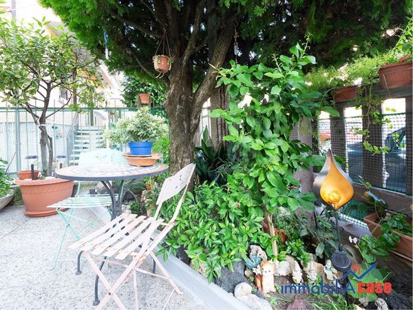 appartamento in vendita a Solaro in zona Villaggio Brollo