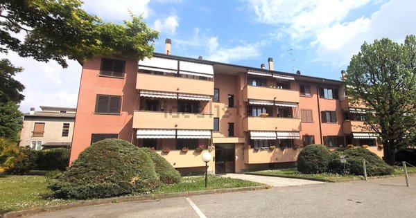 appartamento in vendita a Solaro