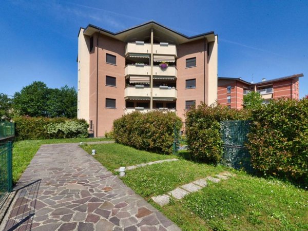 appartamento in vendita a Solaro