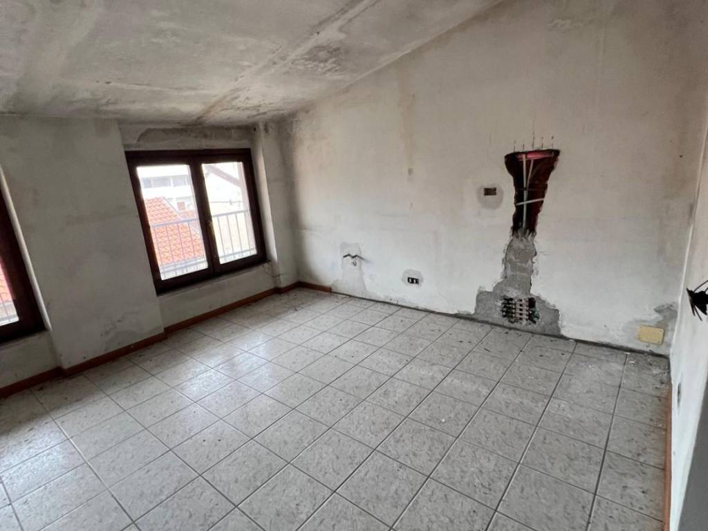appartamento in vendita a Solaro