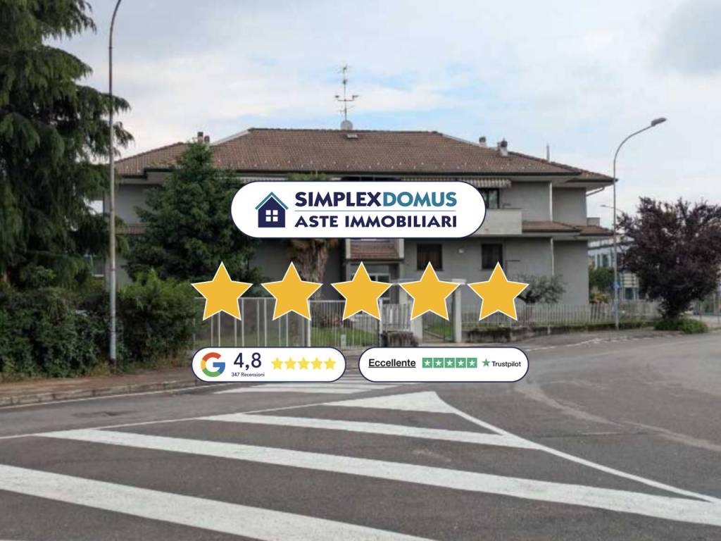 appartamento in vendita a Solaro in zona Villaggio Brollo