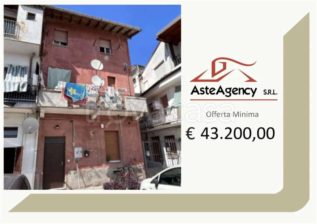 casa indipendente in vendita a Solaro