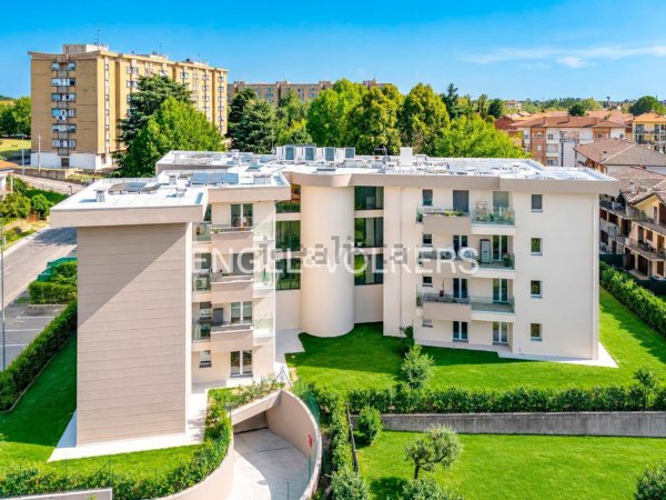 appartamento in vendita a Solaro