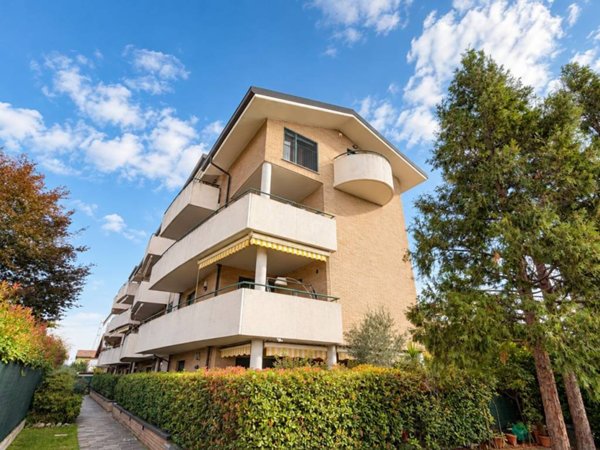 appartamento in vendita a Solaro