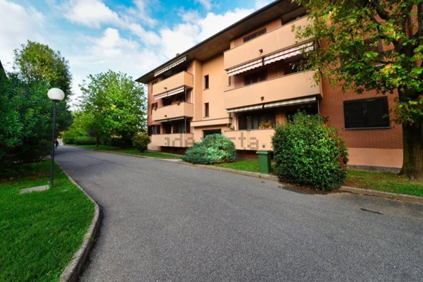 appartamento in vendita a Solaro