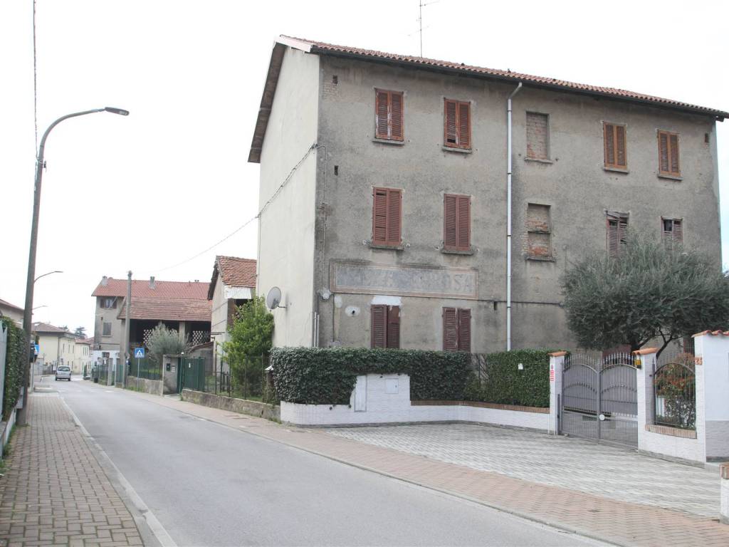 casa indipendente in vendita a Trezzano Rosa