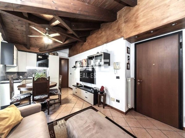 appartamento in vendita a Trezzano Rosa