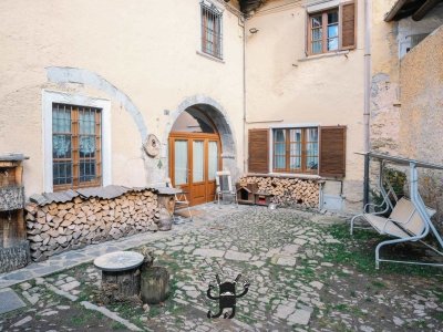 casa indipendente in vendita a Trezzano Rosa