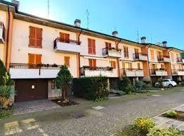 appartamento in vendita a Trezzano Rosa