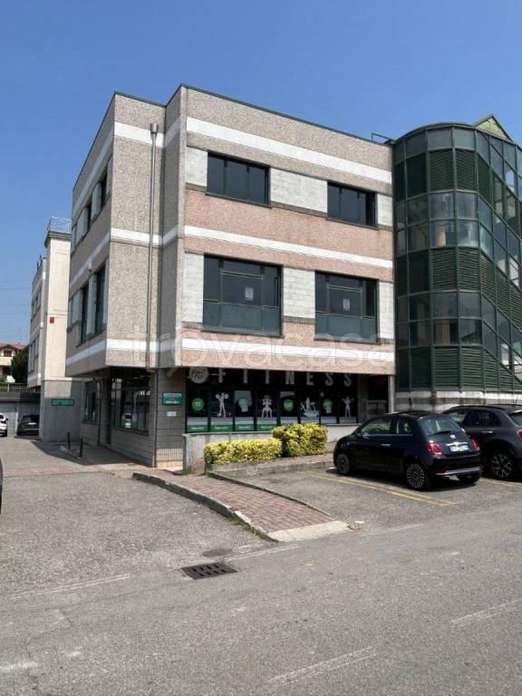 appartamento in vendita a Trezzano Rosa