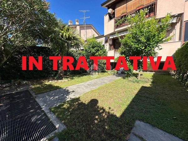 appartamento in vendita a Trezzano Rosa