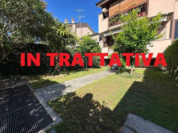 appartamento in vendita a Trezzano Rosa