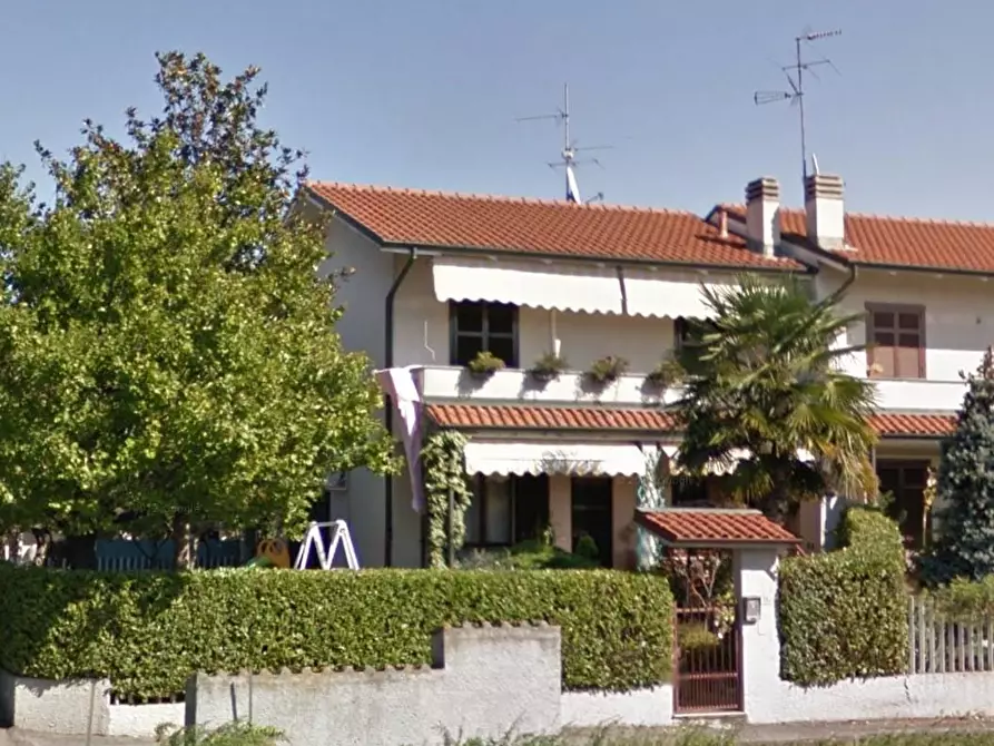 casa indipendente in vendita a Trezzano Rosa