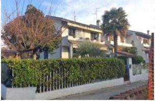 casa indipendente in vendita a Trezzano Rosa